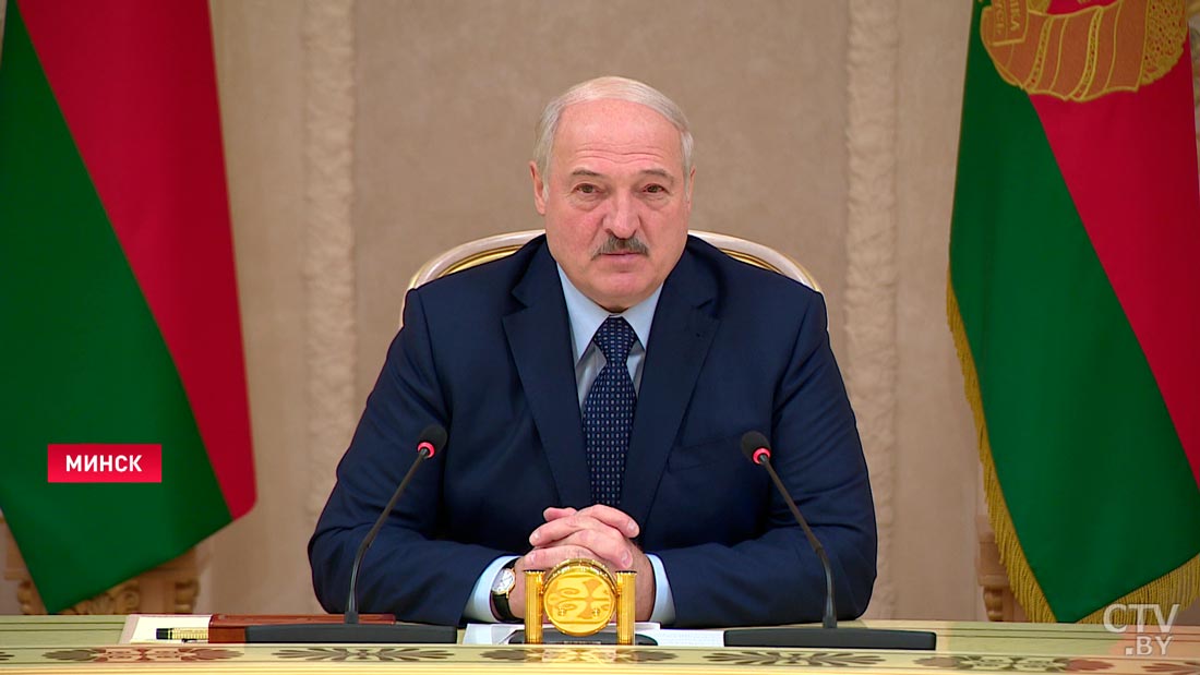 О чём говорил Александр Лукашенко с губернаторами Ленинградской и Иркутской областей. Все темы в одном материале-22