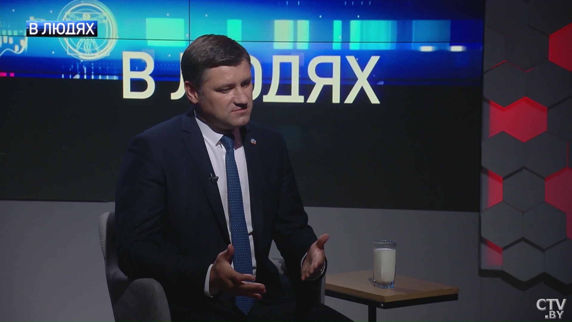 «Я очень рад тому, что начал именно с производства». Алексей Богданов о детстве и карьере-7