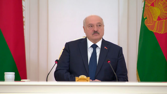 Лукашенко – Иванцу: «Мы считаем, что мы менее коррумпированы и самые умные?»
