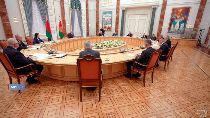 Кто составит костяк партий и о чём Президент говорит с их руководителями? Главные тезисы встречи-34 Кто составит костяк партий и о чём Президент говорит с их руководителями? Главные тезисы встречи-34