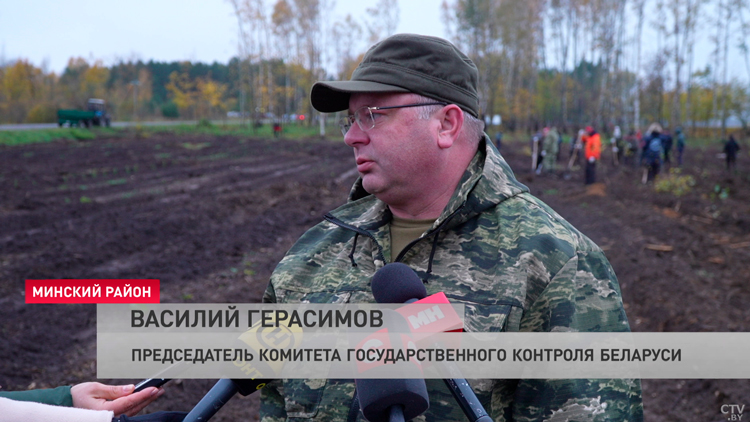 Участвовали даже мэр и председатель КГК! Как прошёл минский общегородской субботник?-7