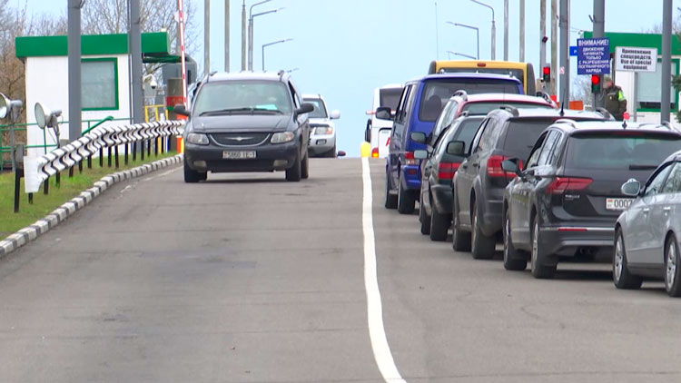 ГПК: очереди на въезд из Беларуси в ЕС увеличились в 2,5 раза за сутки