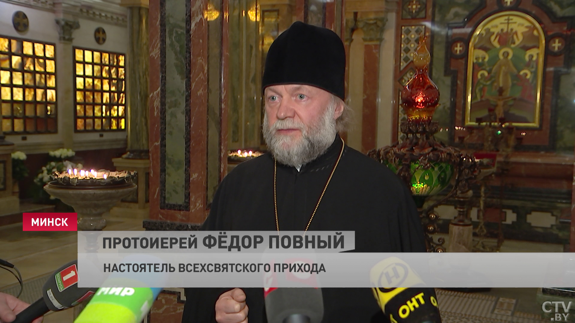 «Один нехороший человек захватил в плен ребёнка». Подполковник милиции рассказал о погибшем отце накануне Дня милиции -13