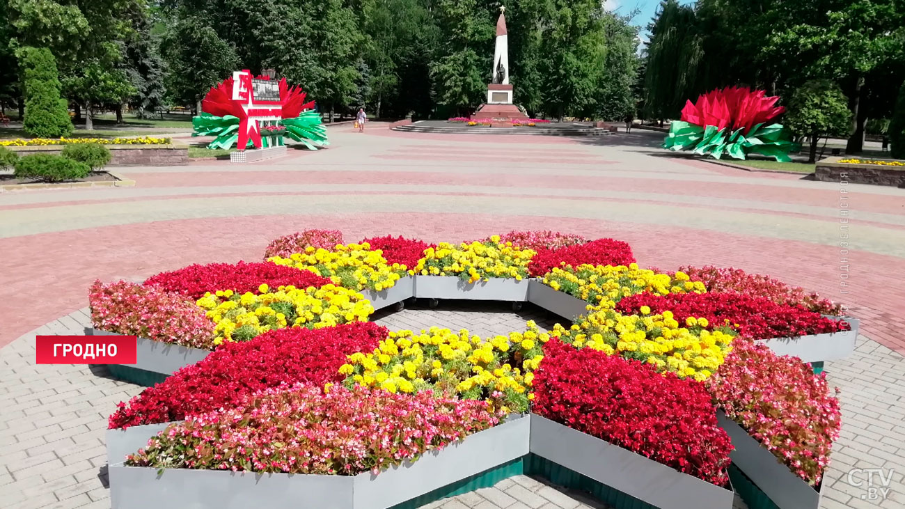 Готовится мини-копия одной из достопримечательностей. Какой цветочной композицией удивят в Гродно в 2021-м?-4