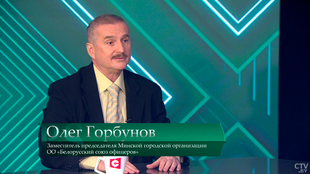 Как проходило первое ВНС и признает ли Запад конституционный референдум? Рассказывает Олег Горбунов-1