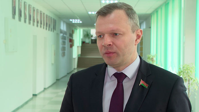 «Один из форматов помочь молодёжи определиться в мире». Олег Романов о проекте «Зачётный разговор»