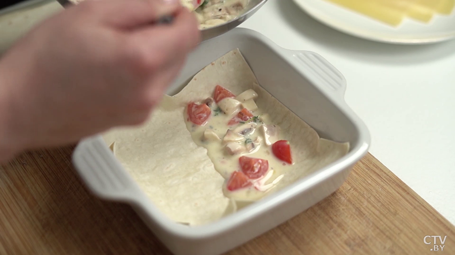 Готовим необычный омлет в духовке. Кулинар поделилась вкусным рецептом-9