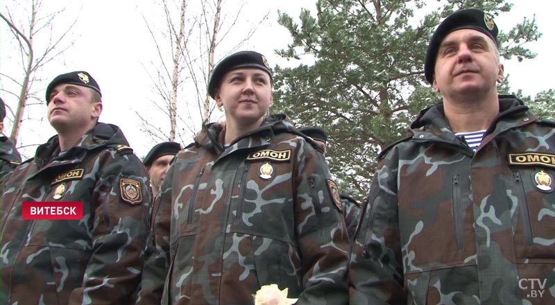 «Это престижная служба». Памятный знак ОМОНу появился в Витебске-10