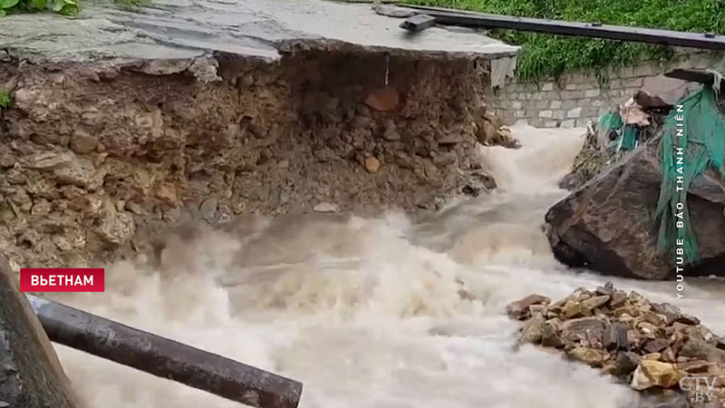 Жертвами оползней во вьетнамском Нячанге стали 13 человек-3