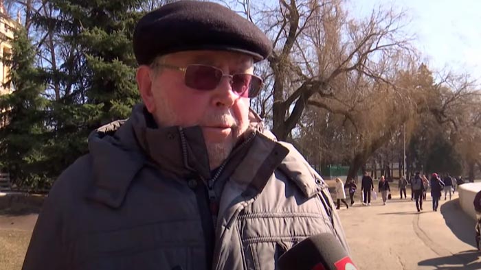 «Наша наука, техника может сама фейки убирать, да и всё». Спросили белорусов, стоит ли доверять соцсетям и мессенджерам