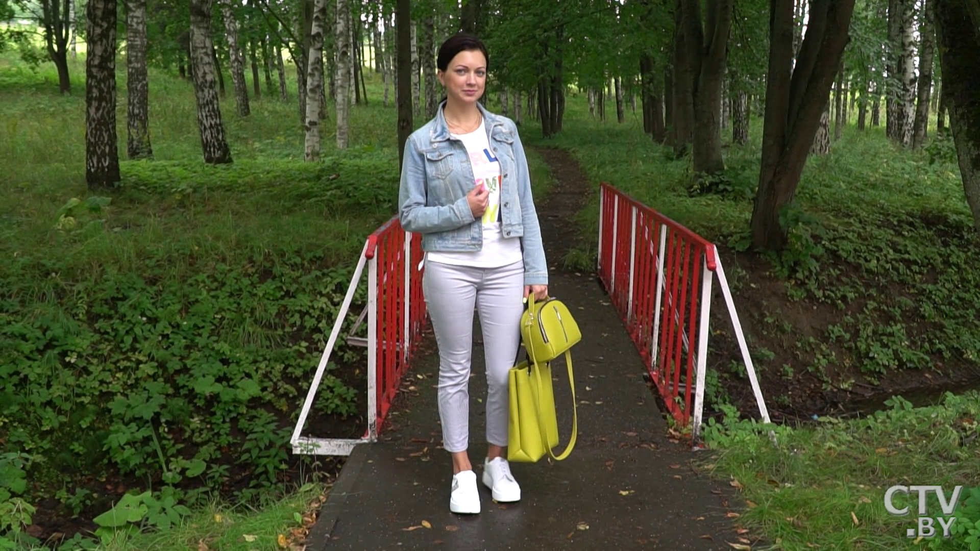 Изумрудные ботильоны и две сумки в одном образе. Показываем новую осеннюю женскую коллекцию обуви и аксессуаров «Марко» -22
