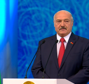 Александр Лукашенко: сейчас очень острый период существования нашего государства, и не дай бог неверный шаг – мы потеряем всё