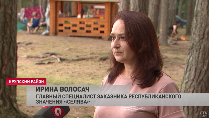 Беседки, чистый пляж и парковка. Почему жители Минской области любят отдыхать на озере Селява?-3