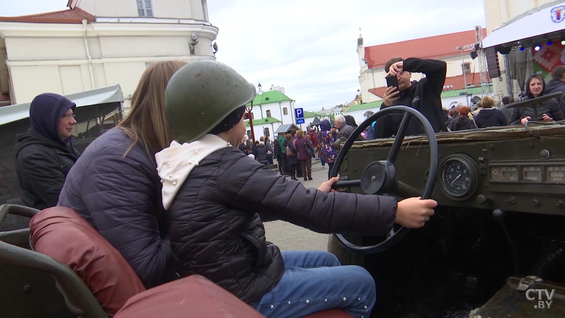 У каждого района были свои фишки. Рассказываем, как в Минске отпраздновали День Победы-13