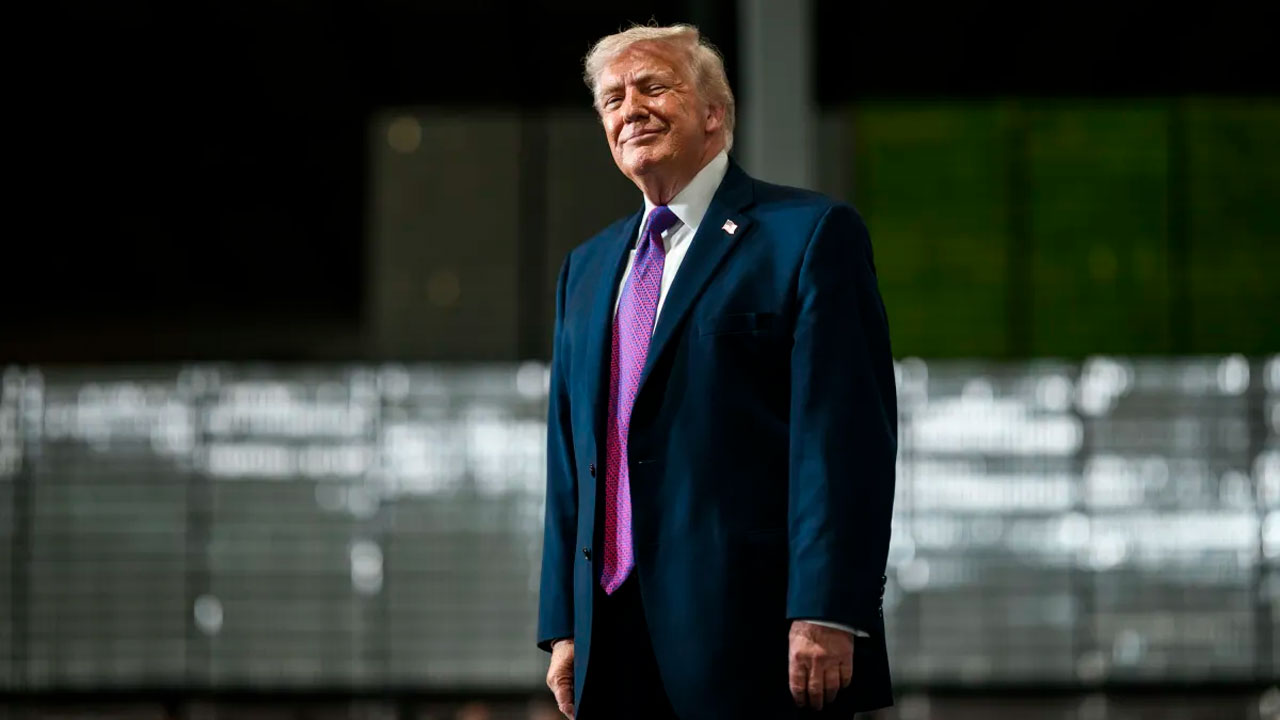 Трамп отложил удары по электростанциям Ирана-0