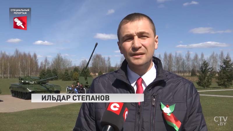 От него остались лишь осколки каски и ремешок. Музей памяти готовится представить уникальные находки времён войны-11