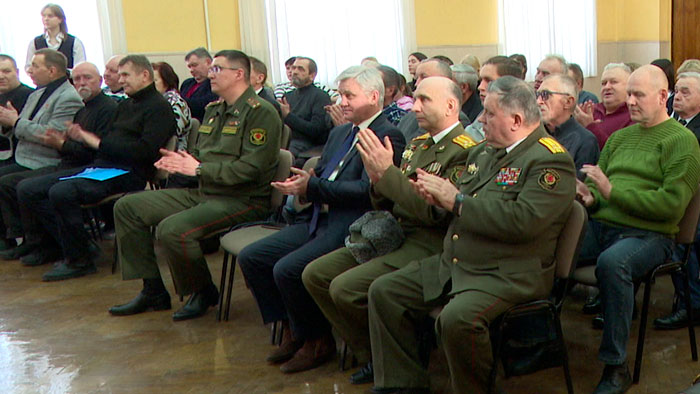 «Исполнили свой воинский долг». Ветеранов Афганской войны наградили юбилейными медалями в Минске «Исполнили свой воинский долг». Ветеранов Афганской войны наградили юбилейными медалями в Минске