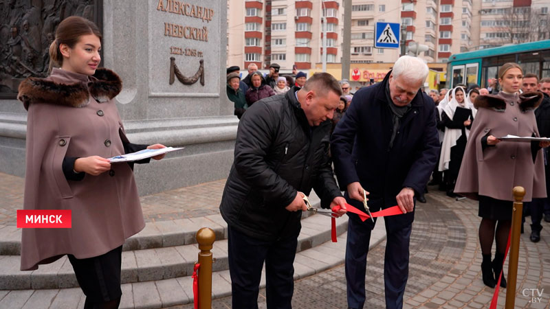 Памятник святому князю Александру Невскому открыли в Минске-4