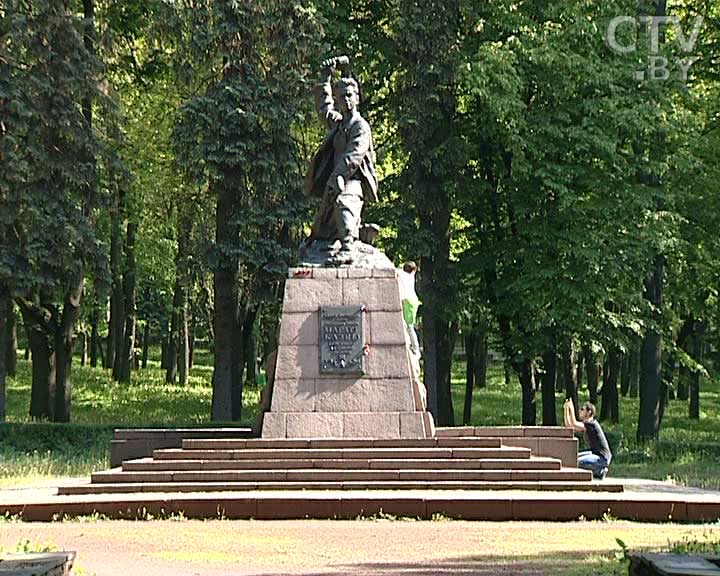 Памятники в Минске, посвященные детям. Знают ли горожане, где находятся эти скульптуры?