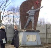 Возрождая память. Брестчанка ищет в Польше снесённые памятники советским солдатам и перевозит их в Беларусь