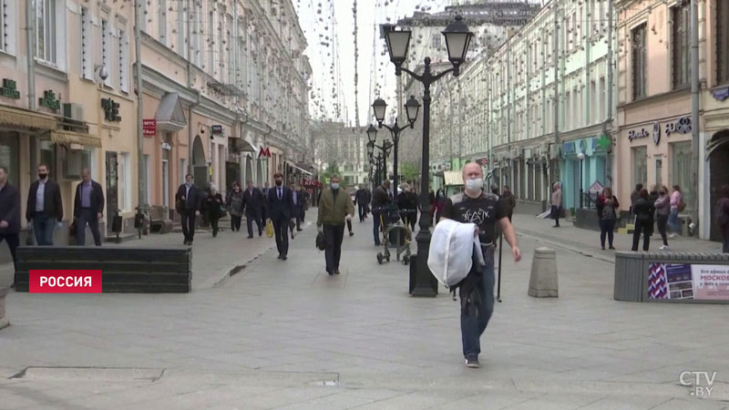 В Польше ослабят масочный режим, а в Москве разрешат гулять-7