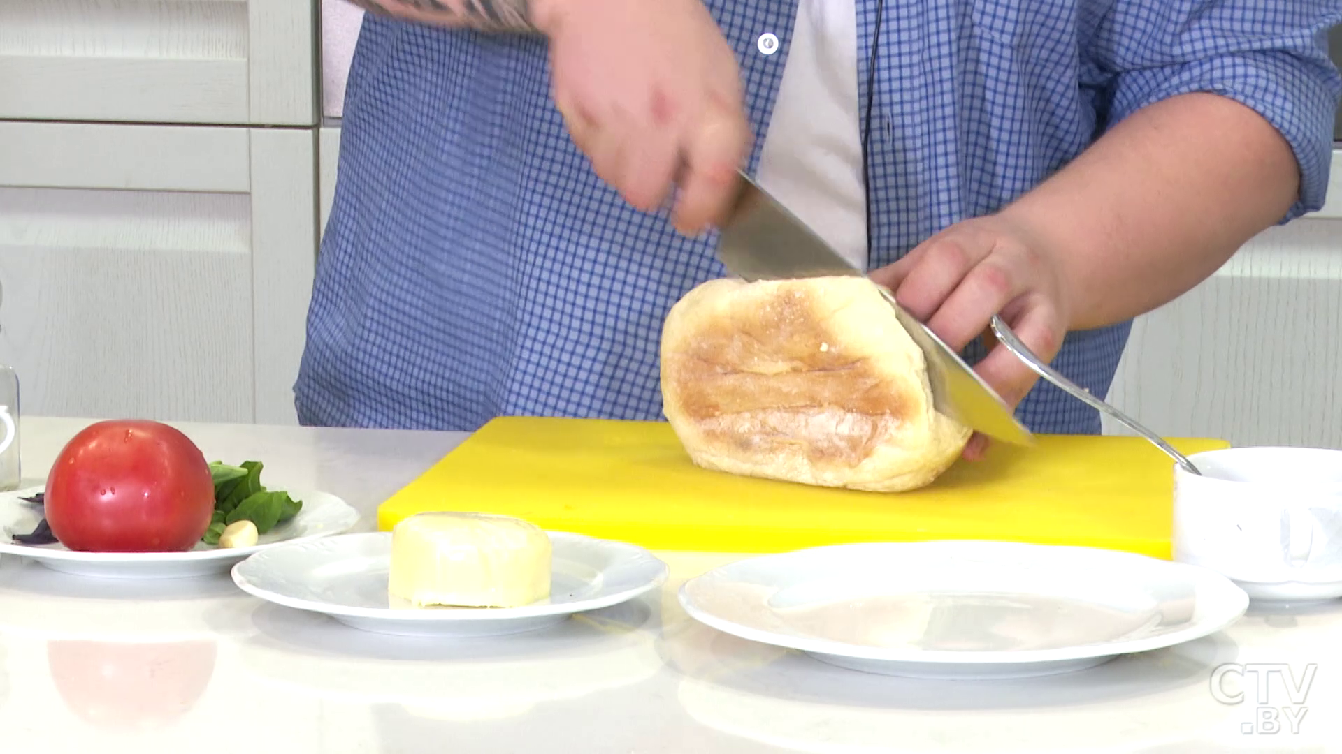 Панини с копчёным цыплёнком. Готовим вкусный итальянский завтрак -1