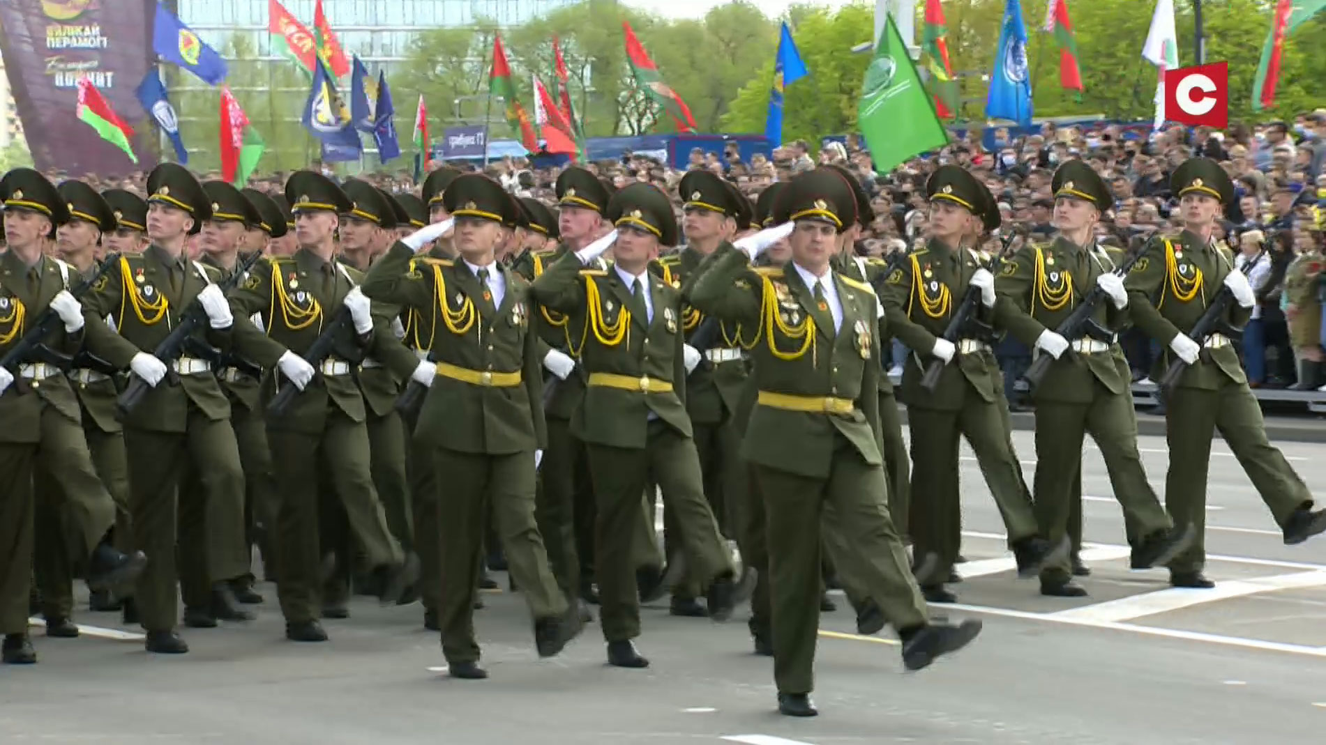 Парад на 9 Мая в Минске. Фотофакт-45