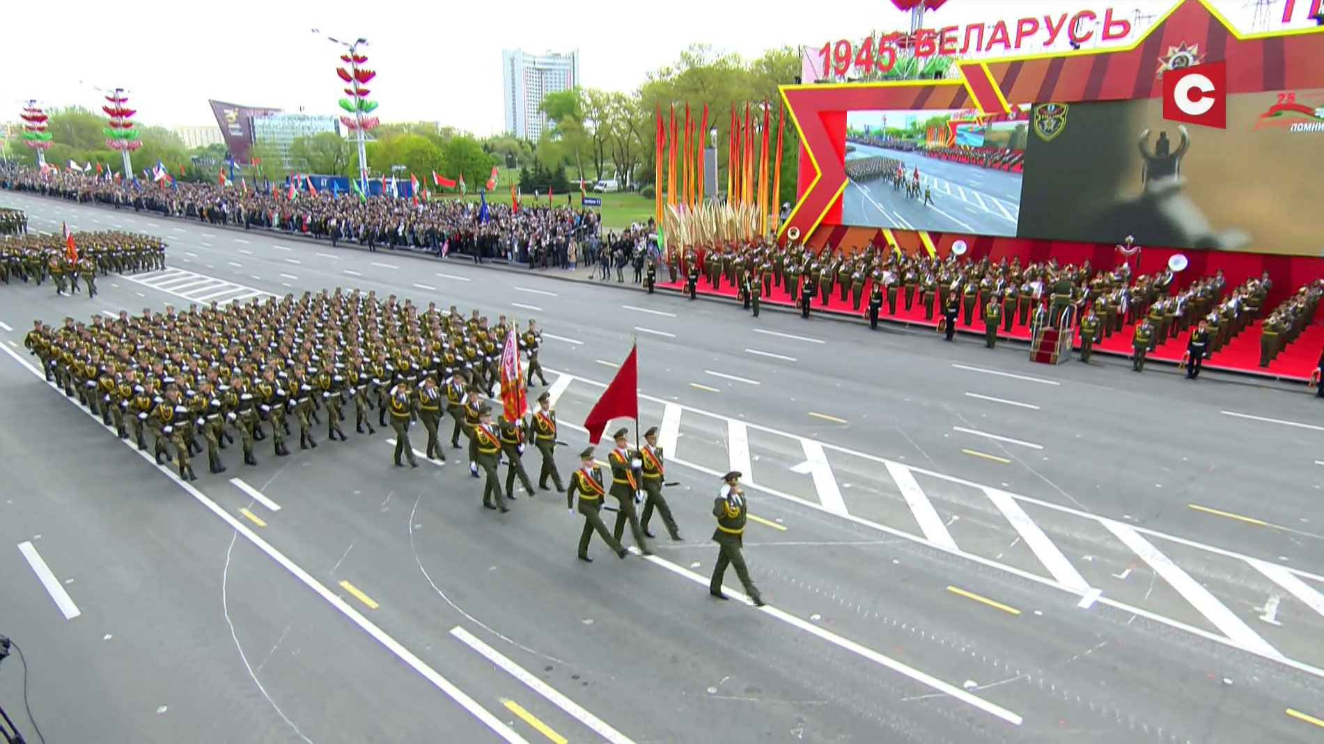 Парад на 9 Мая в Минске. Фотофакт-47