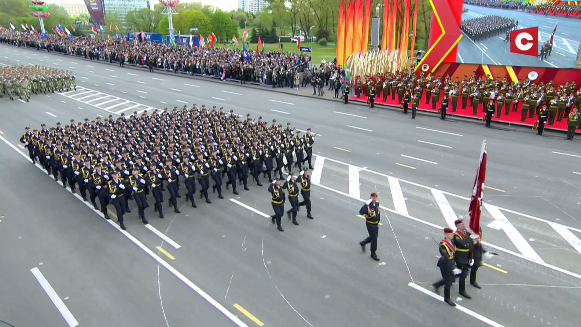 Парад на 9 Мая в Минске. Фотофакт-49