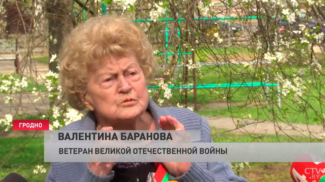 «Наш долг – окружить их заботой, вниманием». Парад в преддверии 9 Мая устроили для ветеранов прямо возле дома-7
