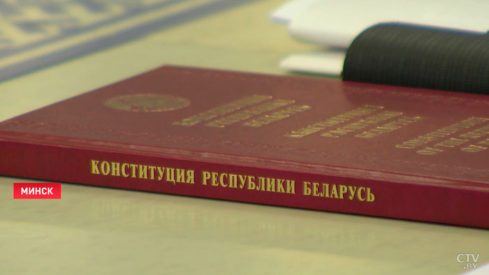 Лукашенко о партиях Беларуси: «Вы можете более либеральными быть, а вы – более консервативными»-7