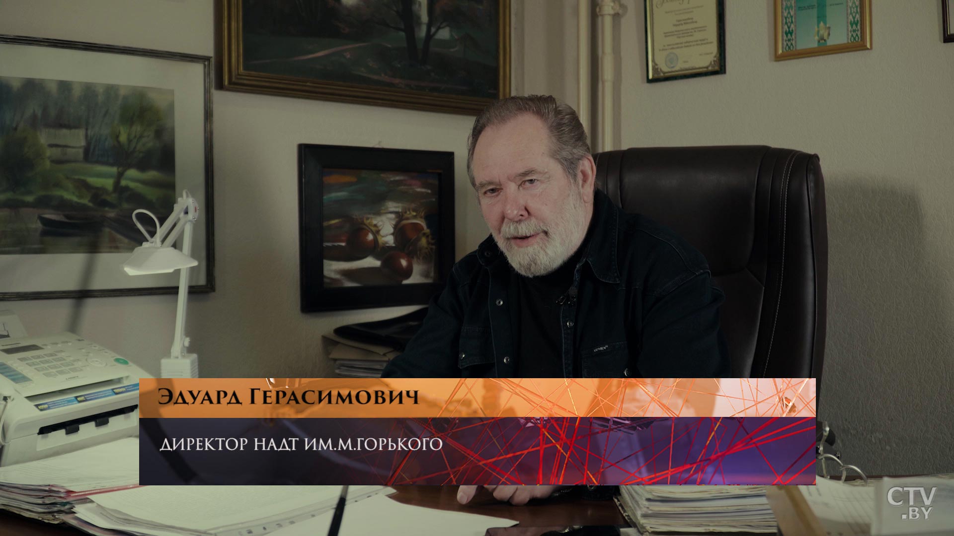 «Он всегда влюблялся в партнёршу». Узнали, почему вокруг знаменитого Ростислава Янковского было столько сплетен -13