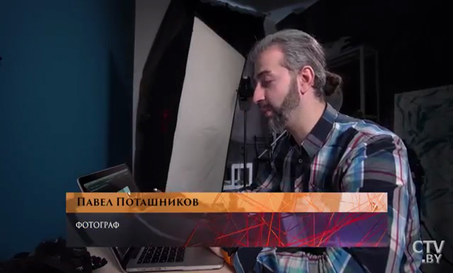 Над деревьями вырисовывается изображение, напоминающее крест. Загадочное фото в часовне в Турове-9