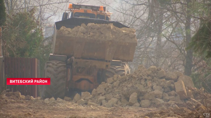 Дома под угрозой обрушения. Разлив Западной Двины под Витебском квалифицировали как ЧП-4