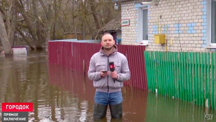 В четырёх районах Витебской области реки вышли из берегов. Затопило дороги и даже мосты-1