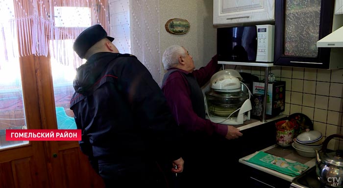 «Вы пенсионер, мы с вас будем брать меньшую сумму». Белорусов обманывают по новой схеме. Как отличить лжегазовщиков?-1