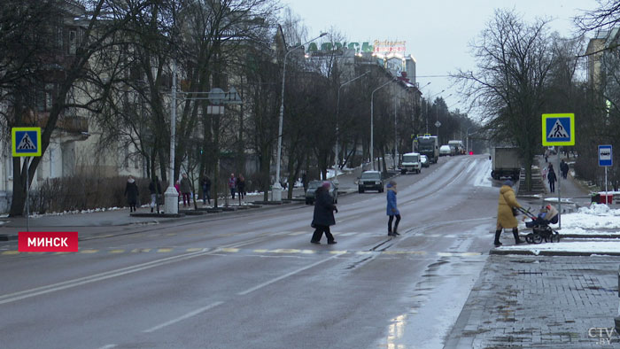 На дорогах Беларуси участились случаи гибели пешеходов. ГАИ напоминает, как обезопасить себя-7