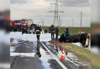 Под Добрушем водитель «Волги» стал «учить» автоледи и спровоцировал ДТП с четырьмя авто