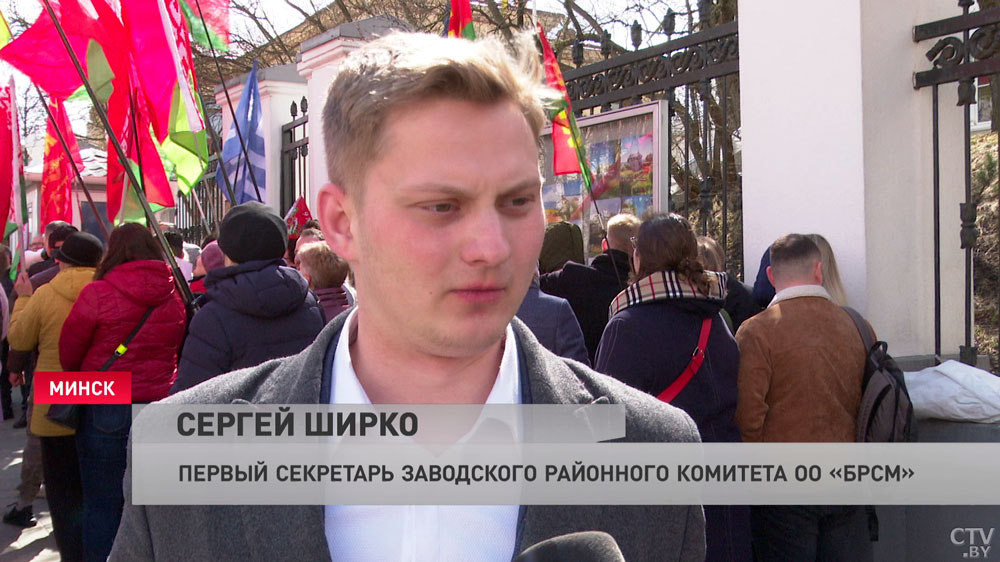 Николай Волович: канцлер говорит, что Германия освободилась от вины, которую испытывала за преступления нацизма-10