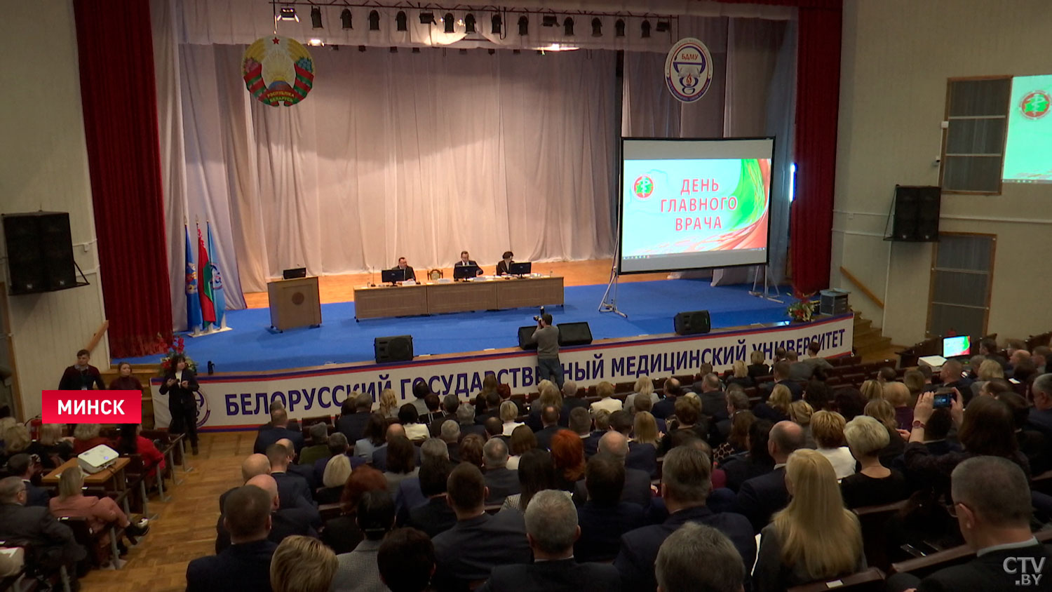 Пиневич: будем мониторить зарплаты врачей, которые получают менее 2300 рублей-1
