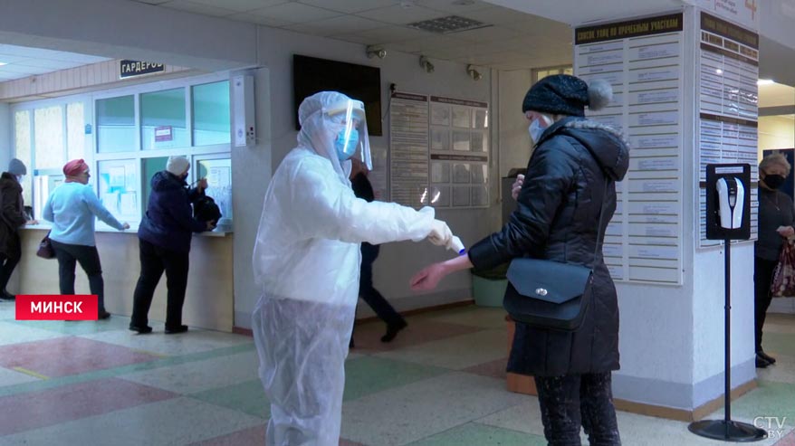 «Призываем не паниковать». Пиневич высказался о росте заболеваемости коронавирусом в Беларуси-1