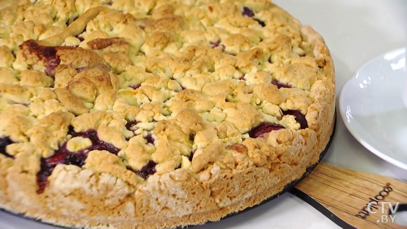 Ягодный пирог из песочного теста. Пошаговый рецепт-49
