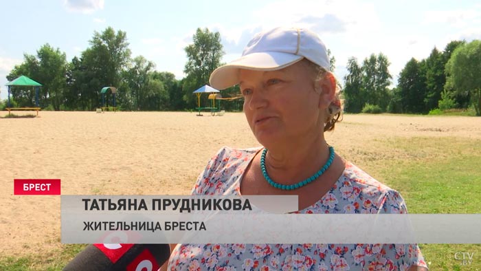 «Сюда, думаешь, ты при форме?» Как съёмочная группа СТВ съездила в совместный рейд по пляжам Беларуси-7