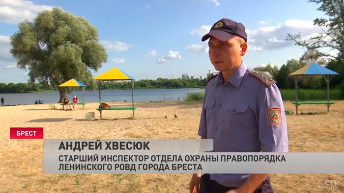 «Сюда, думаешь, ты при форме?» Как съёмочная группа СТВ съездила в совместный рейд по пляжам Беларуси-19