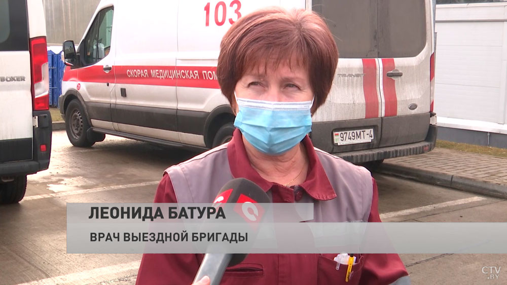 «Пневмонии, аппендициты, почечные колики». Медики продолжают оказывать помощь беженцам в кризисном центре на границе-10