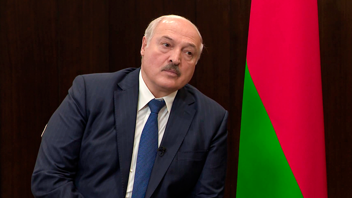 «Это конец планеты». Лукашенко объяснил, почему Россия не хочет применять ядерное оружие