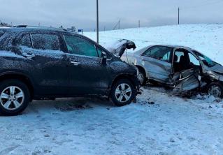 Под Смолевичами Fiat вынесло на встречку, где он столкнулся с Chevrolet