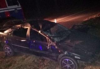 Под Воложином перевернулся автомобиль, водитель не смог сам выбраться из машины