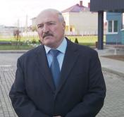 Александр Лукашенко: «Для того, чтобы удерживать врача, ему надо образование хорошее дать»
