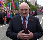 Президент Беларуси прокомментировал рассуждения в СМИ о его отказе ехать на праздничные мероприятия в Москву
